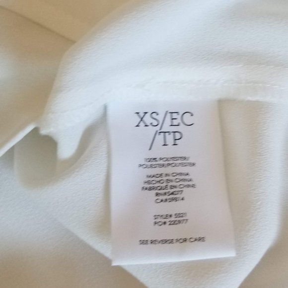 NWOT - Cabi Ivory Float Blouse - XS - Picture 9 of 10